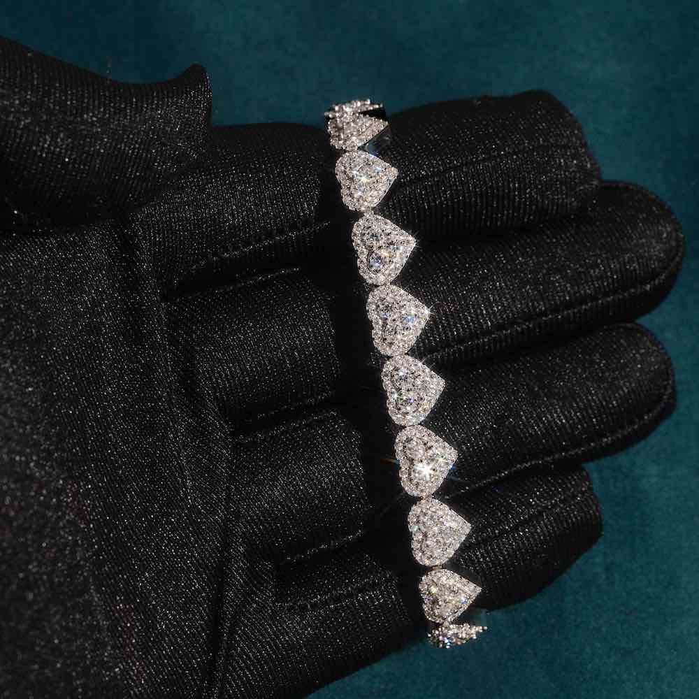 8MM Moissanite Heart Link Bracelet